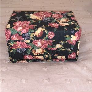 Flower Patterned Jewelry Box